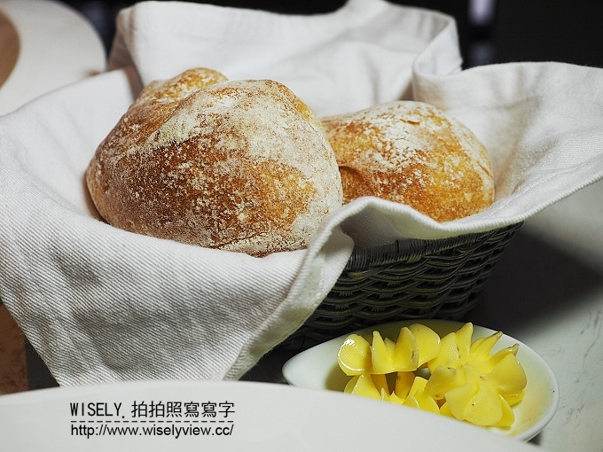 【食記】台北內湖。捷運港墘站：Double Red Café＠平價精緻又美味的南洋風格歐陸料理