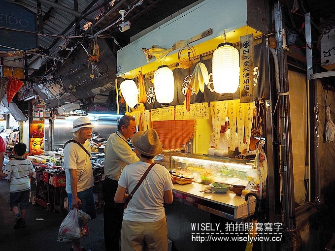 《台北中正區／捷運淡水信義線／東門站美食》魚バカ壽司屋＠位於東門市場裡的一坪立食壽司