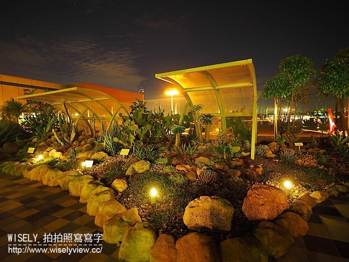 《新加坡樟宜機場第一航廈：轉機體驗與方便設施》搭乘廉航捷星航空JETSTAR輕鬆玩峇里島