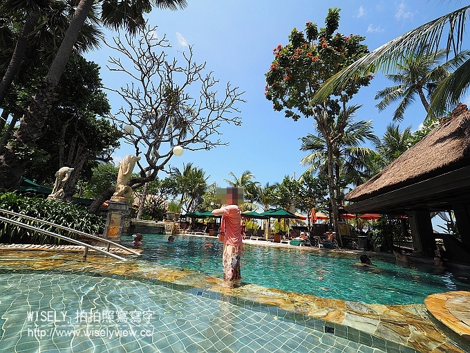 《新加坡樟宜機場第一航廈：轉機體驗與方便設施》搭乘廉航捷星航空JETSTAR輕鬆玩峇里島