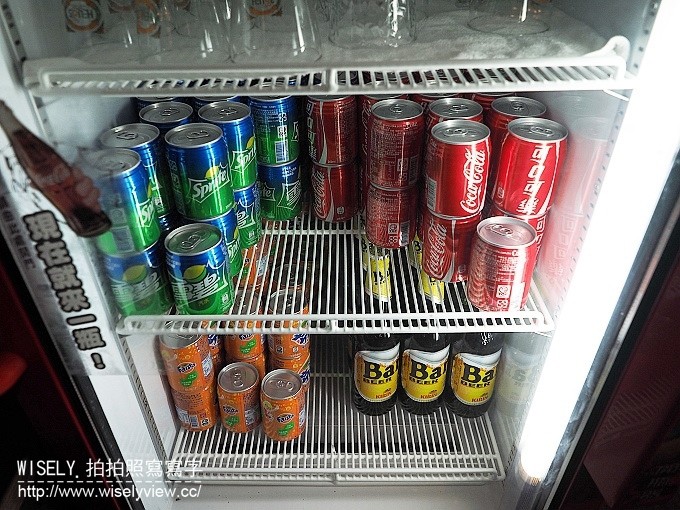 《台北市松山區。捷運板南線。忠孝敦化站美食》熊老大日式炭燒＠東區市民大道吃到飽，帝王蟹／黑毛牛／松阪豬／羊小排／壽司／刺身