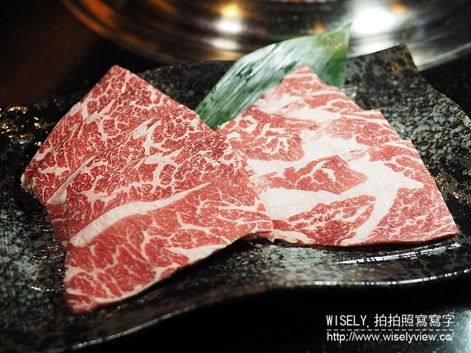 《台北市松山區。捷運板南線。忠孝敦化站美食》熊老大日式炭燒＠東區市民大道吃到飽，帝王蟹／黑毛牛／松阪豬／羊小排／壽司／刺身