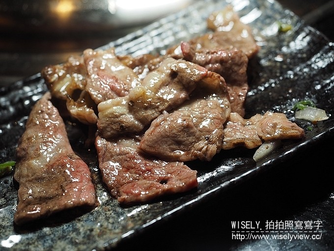 《台北市松山區。捷運板南線。忠孝敦化站美食》熊老大日式炭燒＠東區市民大道吃到飽，帝王蟹／黑毛牛／松阪豬／羊小排／壽司／刺身