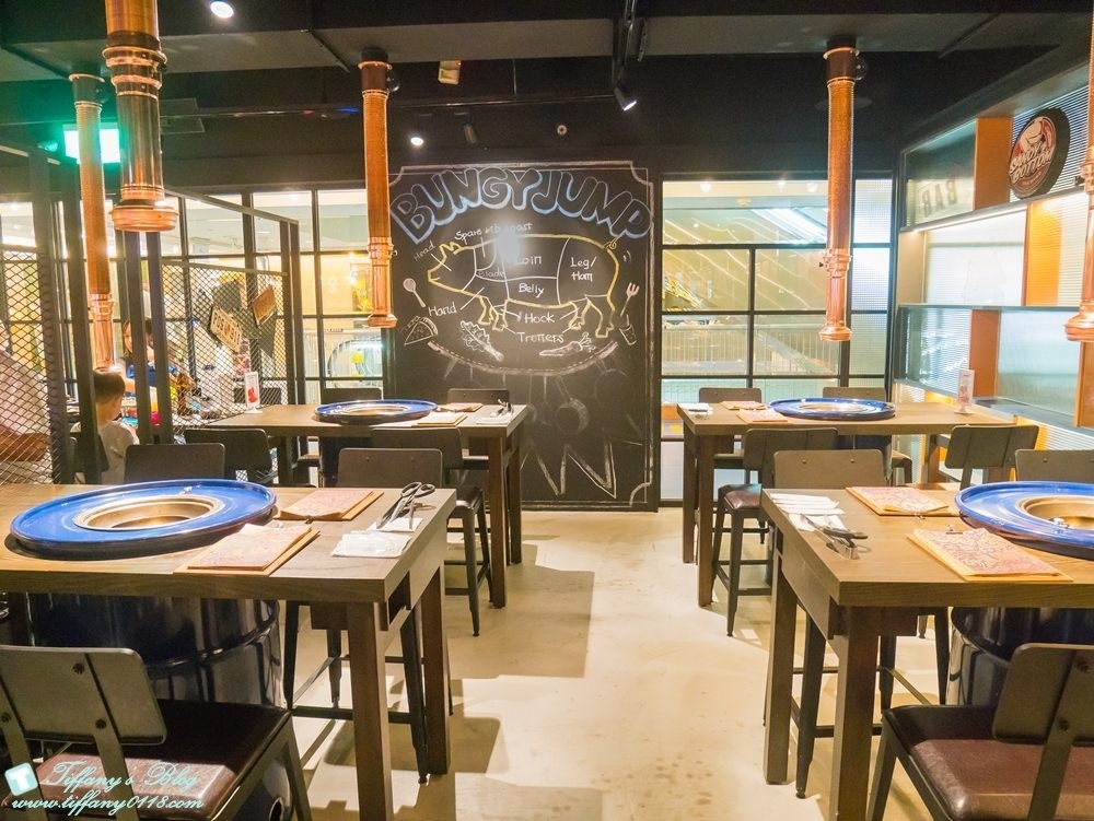 [美食‧台北]笨豬跳烤肉京華城店/韓式汽油桶烤肉適合親子嘗鮮(Bungy Jump Korean BBQ)