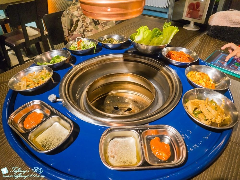 [美食‧台北]笨豬跳烤肉京華城店/韓式汽油桶烤肉適合親子嘗鮮(Bungy Jump Korean BBQ)