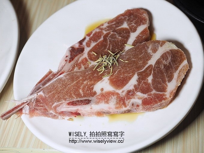 《桃園市。吃到飽燒肉》玖樓燒肉料理＠安格斯翼板、松阪豬、生蠔等，澎湃好料食材任你點