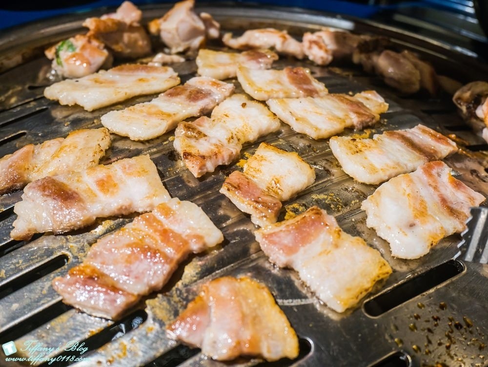 [美食‧台北]笨豬跳烤肉京華城店/韓式汽油桶烤肉適合親子嘗鮮(Bungy Jump Korean BBQ)