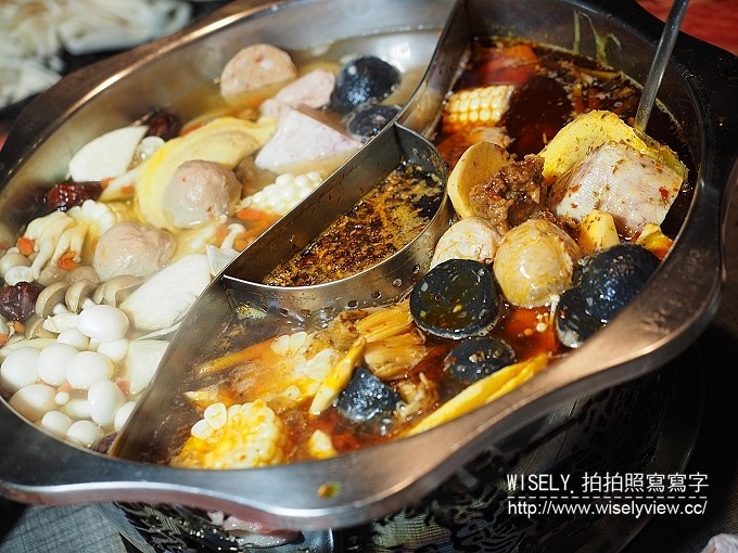 《台北市松山區。捷運松山新店線。台北小巨蛋站美食》古錐師-郭主義四川頂級麻辣火鍋＠紅鍋香麻白鍋溫潤、和牛黑豚好肉加持，還有美味好料與特製沾醬