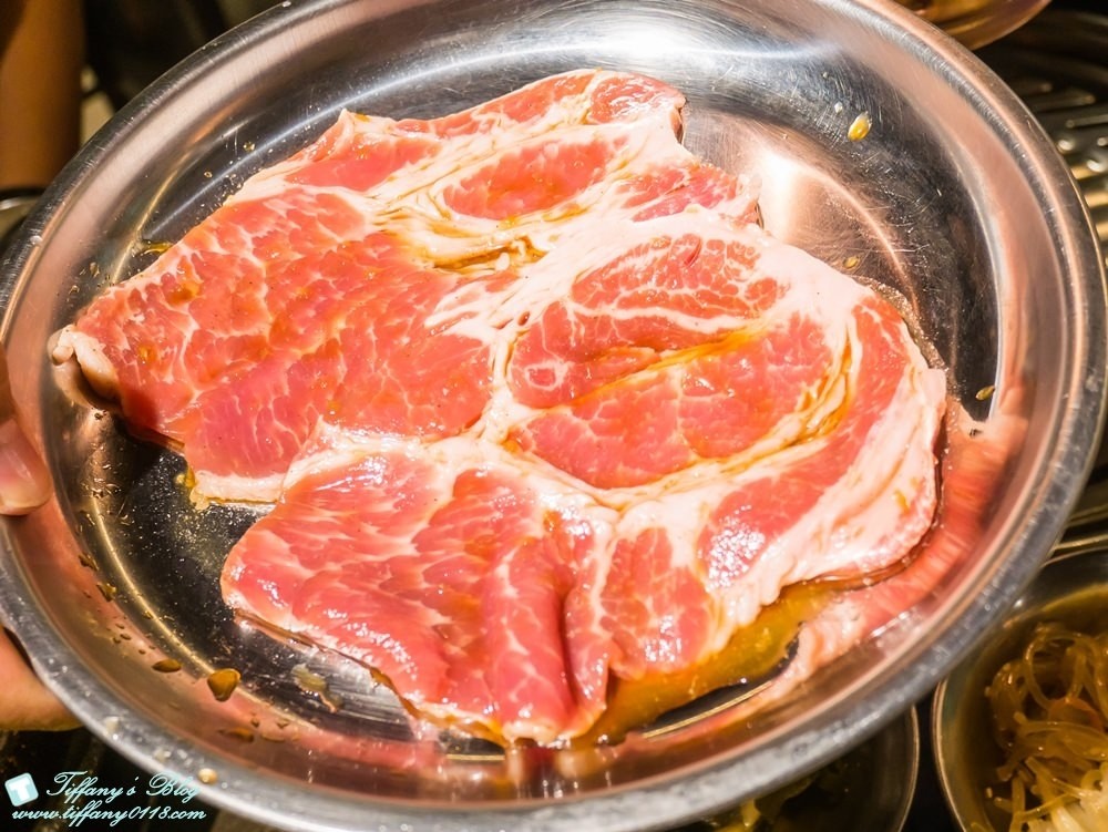[美食‧台北]笨豬跳烤肉京華城店/韓式汽油桶烤肉適合親子嘗鮮(Bungy Jump Korean BBQ)