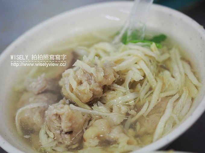 《台北市松山區。松山新店線。捷運松山站美食》饒河街夜市美食@生蠔哥(百元海鮮燒烤)、小明冰果室(雪花冰&燒麻糬)、東發號(百年油飯&肉羹&蚵仔麵線) 《台北市松山區。松山新店線。捷運松山站美食》饒河街夜市美食@生蠔哥(百元海鮮燒烤)、小明冰果室(雪花冰&燒麻糬)、東發號(百年油飯&肉羹&蚵仔麵線)