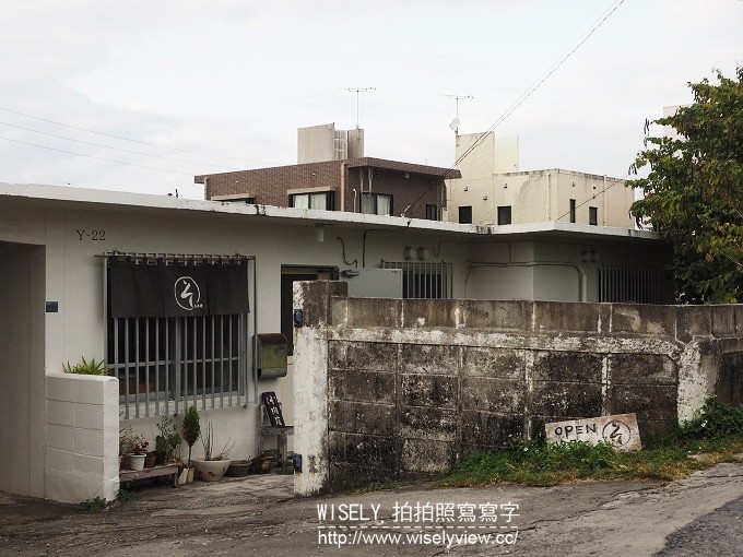 《日本沖繩自由行。景點／美食／祭典／購物／住宿 3-3》Times Car RENTAL租車自駕、Doucatty(手作染織)、自家製麵 三竹壽、神村酒造 古酒藏、美國村(VONGO & ANCHOR／Timeless bean to bar Chocolate)、雜貨屋(そ)、オレンジキッチン(定食套餐)、疾風ホルモン(和牛燒肉)