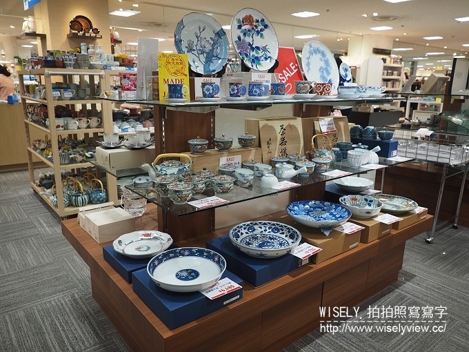 《日本沖繩自由行。景點／美食／祭典／購物／住宿 3-1》那霸機場、壺屋通、花和美食的活動、RYUBO 琉貿百貨、Mati-Café、COMMUNITY＆SPA那覇