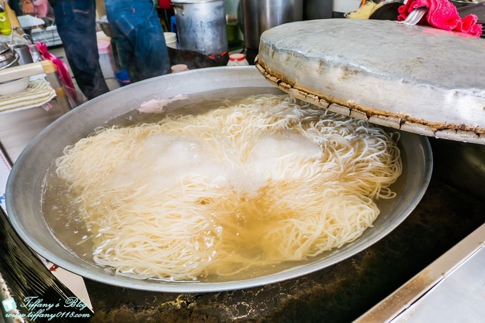 [台南‧美食]邱家小卷米粉/食尚玩家推薦國華街必吃