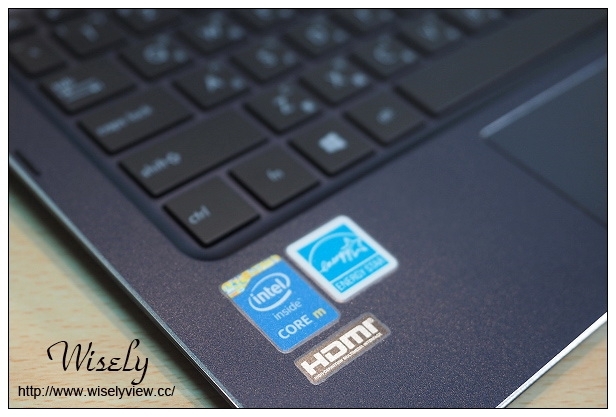 【開箱】3C。華碩筆記型電腦:ASUS Transformer Book T300Chi(開箱篇)@採Intel Core M處理器,實現極薄無風扇設計,提供長效電力與高效能