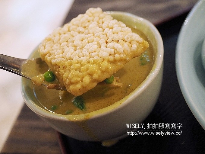 《台北市中山區。淡水信義線。捷運中山站美食》湄泰廚房～湯麵河粉優於飯食，環境佳價略高