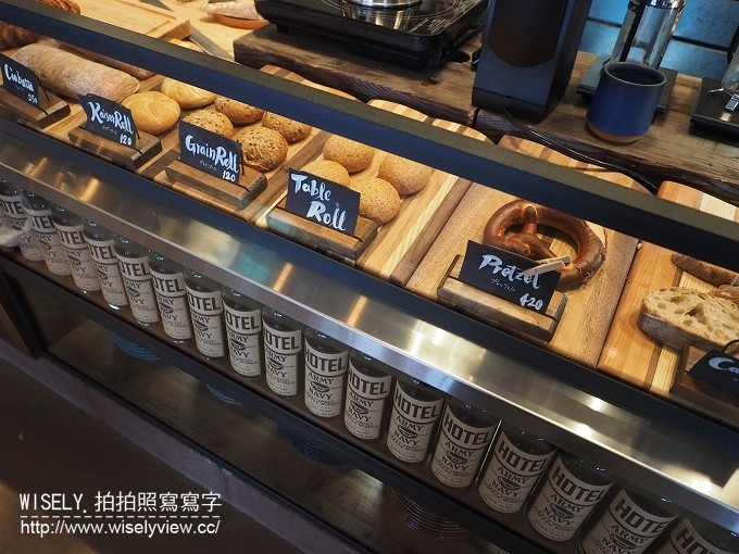 《日本沖繩自由行。景點／美食／祭典／購物／住宿 3-3》Times Car RENTAL租車自駕、Doucatty(手作染織)、自家製麵 三竹壽、神村酒造 古酒藏、美國村(VONGO & ANCHOR／Timeless bean to bar Chocolate)、雜貨屋(そ)、オレンジキッチン(定食套餐)、疾風ホルモン(和牛燒肉)