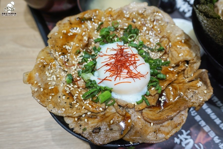 牛角 次男坊丼飯 牛肉丼飯  (7 - 12).jpg