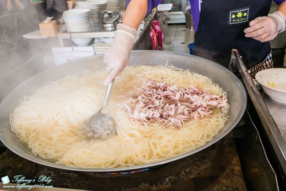 [台南‧美食]邱家小卷米粉/食尚玩家推薦國華街必吃