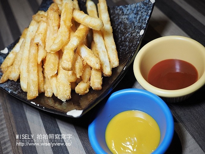 《台北市文山區。松山新店線。捷運景美站美食》TNT美式碳烤牛排＠平價美國Prime等級