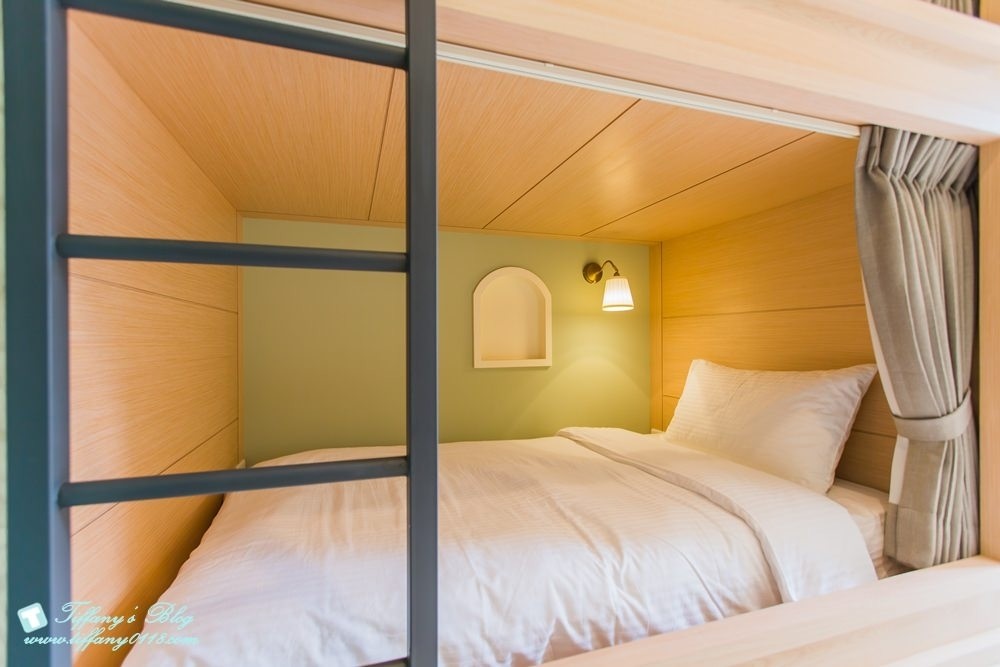 [台南‧住宿]北歐小幸福民宿/有背包客房型~近台南火車站~房間舒適有設計感超推薦