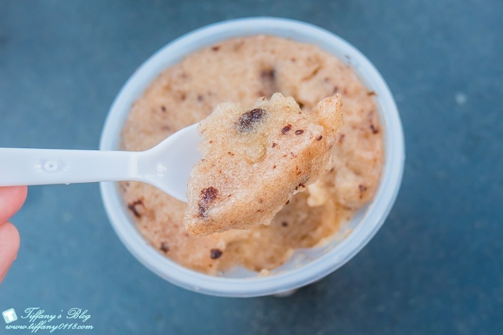 八里老街"阿忠花生捲冰淇淋"/食尚玩家推薦綿綿冰必吃