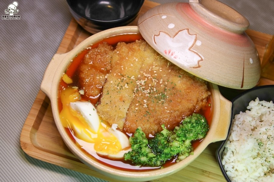 五目坊蛋包飯 公主蛋包飯 定食 漢神巨蛋美食 (11 - 43).jpg