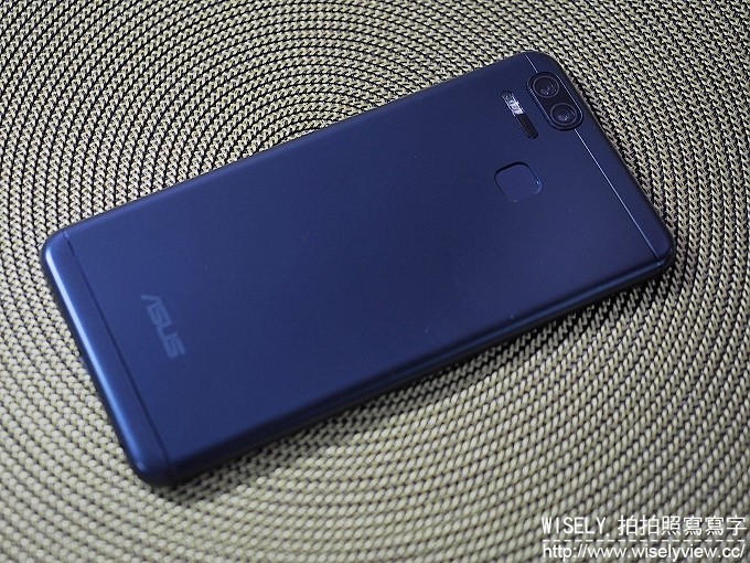 《3C開箱文。華碩手機》ASUS ZenFone 3 Zoom:親子旅行隨手拍@F1.7大光圈2.3X光學鏡頭,1+1雙鏡頭遇見美一刻 《3C開箱文。華碩手機》ASUS ZenFone 3 Zoom:親子旅行隨手拍@F1.7大光圈2.3X光學鏡頭,1+1雙鏡頭遇見美一刻