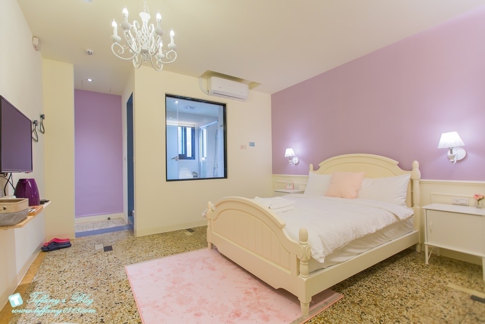 [台南‧住宿]北歐小幸福民宿/有背包客房型~近台南火車站~房間舒適有設計感超推薦