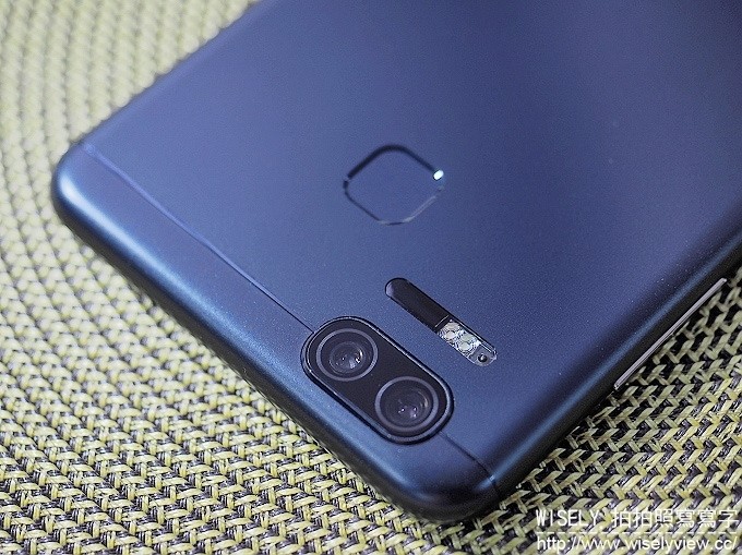 《3C開箱文。華碩手機》ASUS ZenFone 3 Zoom:親子旅行隨手拍@F1.7大光圈2.3X光學鏡頭,1+1雙鏡頭遇見美一刻 《3C開箱文。華碩手機》ASUS ZenFone 3 Zoom:親子旅行隨手拍@F1.7大光圈2.3X光學鏡頭,1+1雙鏡頭遇見美一刻