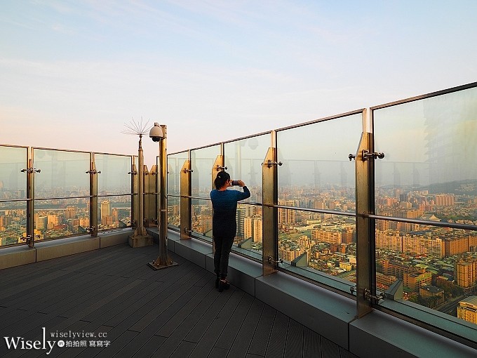 《新北市板橋區。捷運板橋站美食》Asia 49亞洲料理及酒廊@市府與車站旁的高空景觀餐廳，南洋風味的五星餐酒名店