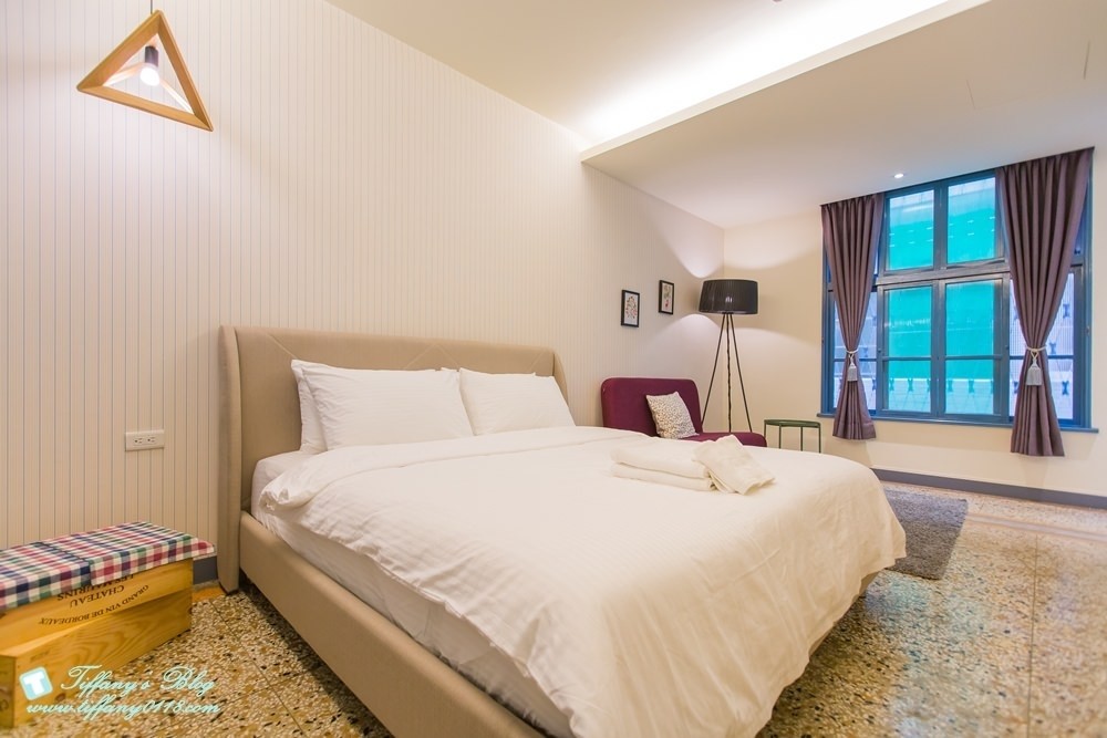 [台南‧住宿]北歐小幸福民宿/有背包客房型~近台南火車站~房間舒適有設計感超推薦