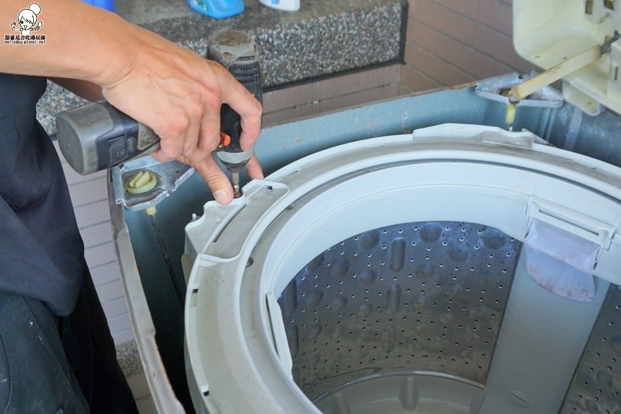 淨亮清洗工作坊 洗衣機清洗 冷氣清潔 -09080.jpg