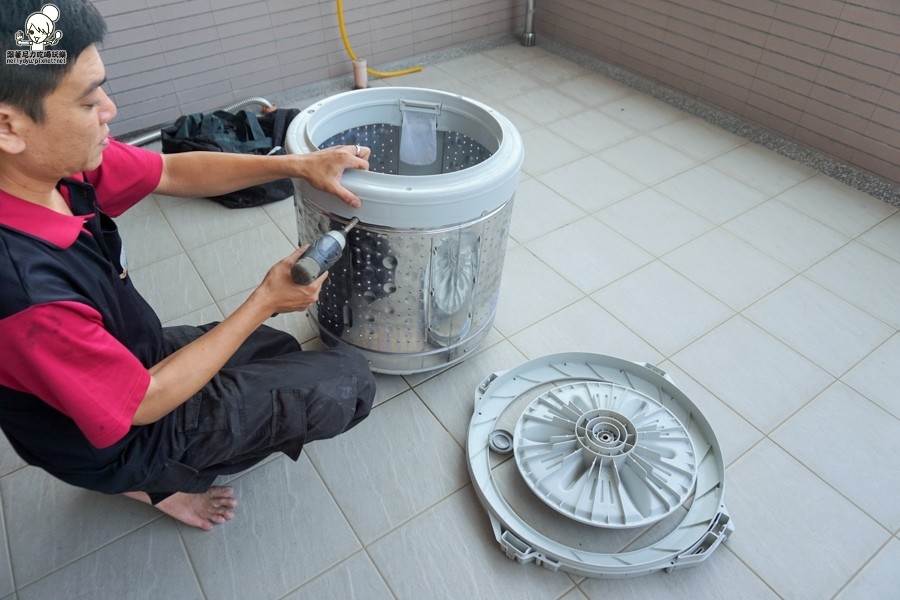 淨亮清洗工作坊 洗衣機清洗 冷氣清潔 -09107.jpg