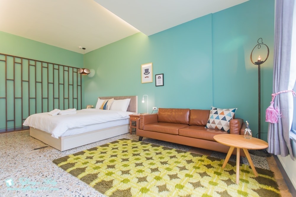 [台南‧住宿]北歐小幸福民宿/有背包客房型~近台南火車站~房間舒適有設計感超推薦