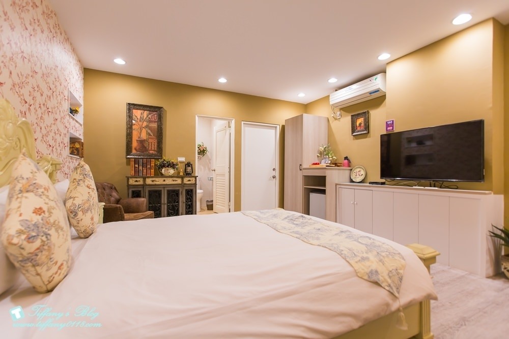 [台南‧住宿]英倫花園民宿/近安平老街及文章牛肉湯、王氏魚皮必吃美食