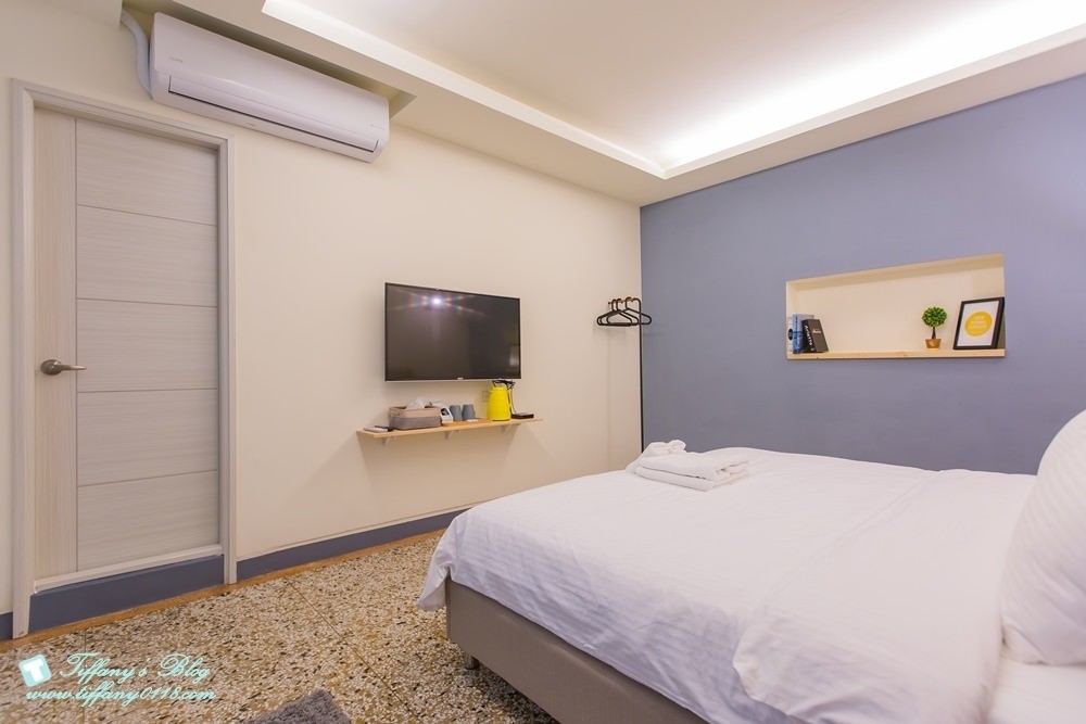 [台南‧住宿]北歐小幸福民宿/有背包客房型~近台南火車站~房間舒適有設計感超推薦