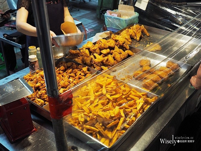 《台北大同。捷運圓山站美食》大龍街夜市美食＠廟口的飯、大龍峒甘蔗汁、大雄香雞翅