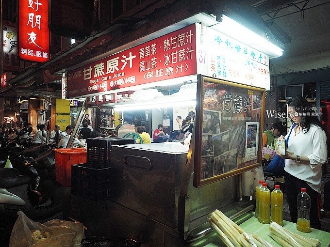 《台北大同。捷運圓山站美食》大龍街夜市美食＠廟口的飯、大龍峒甘蔗汁、大雄香雞翅