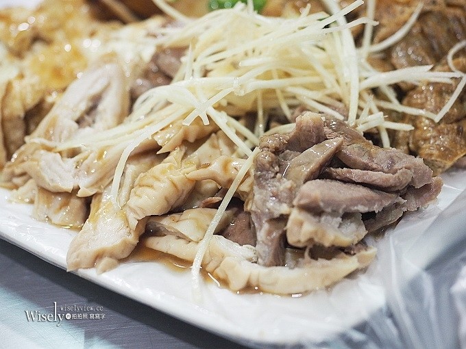 《新北永和。捷運頂溪站美食》來來 四十年老味道@位於民治街80號的傳統黑白切麵攤 《新北永和。捷運頂溪站美食》來來 四十年老味道@位於民治街80號的傳統黑白切麵攤