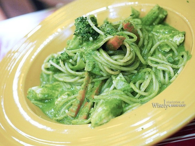 《台北大安。捷運台電大樓站美食》HAAS 哈斯義式餐坊＠師大夜市老牌平價義大利麵