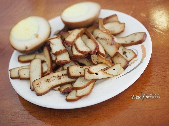 《台北中正。捷運忠孝新生站》切仔米粉.陽春麵.黑白切＠臨沂街裡，近華山創意園區&北科大