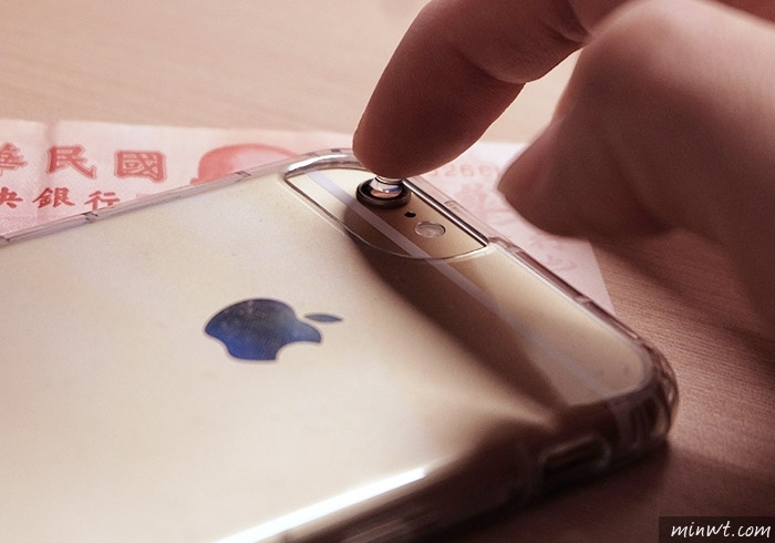 梅問題－免花錢！只要1滴水，立即將手機變成超微距鏡