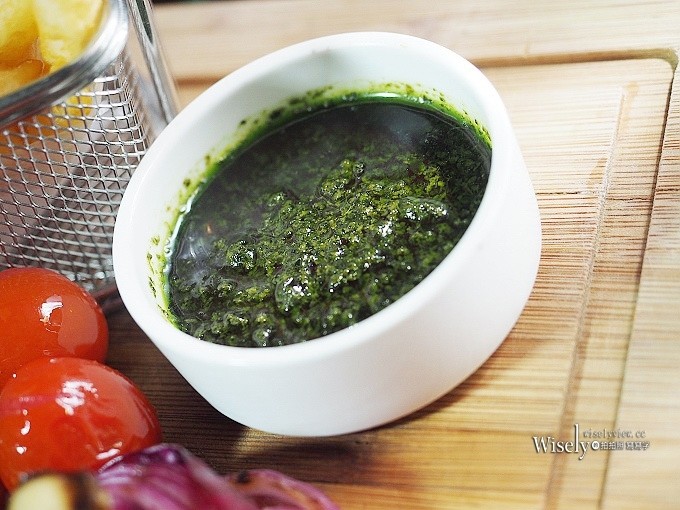 《台北大安。捷運信義安和站美食》MADISON TAIPEI HOTEL 慕軒飯店／URBAN331＠24盎司佛羅倫斯丁骨大牛排雙人饗宴，含粉紅葡萄酒喝到飽～限時推出至六月底