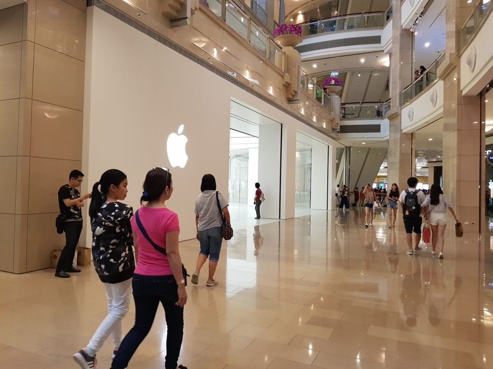 直擊！台灣首間 Apple Store 揭幕