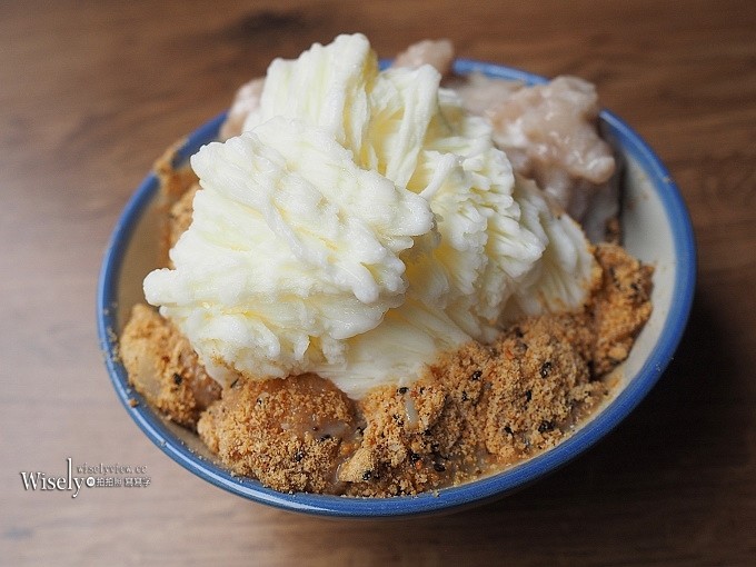 《台北中正。捷運台北車站美食》來呷甜甜品＠蜜芋冰Q麻糬燒，台北郵政總局旁近西門町