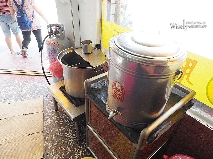 《台中。烏日美食》詹記餐飲（腳扣飯&焢肉飯）、休士頓便當（封肉飯）@鄰近烏日車站