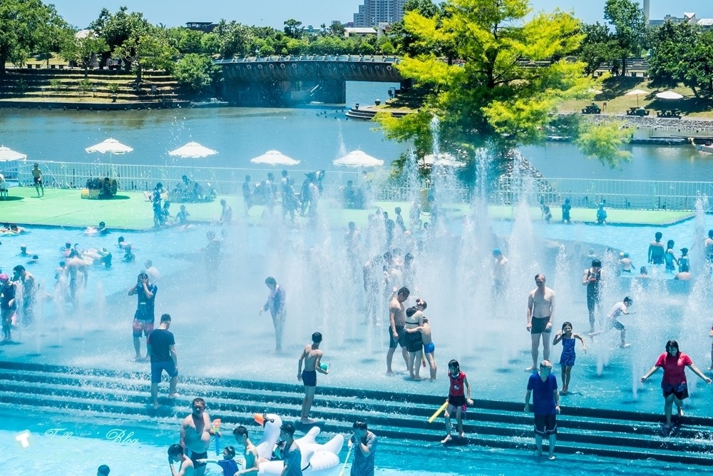 [宜蘭旅遊] 2017宜蘭國際童玩節 7/1~8/13在冬山河親水公園"穿越時空歷險記"。交通玩樂行程總整理及住宿推薦!