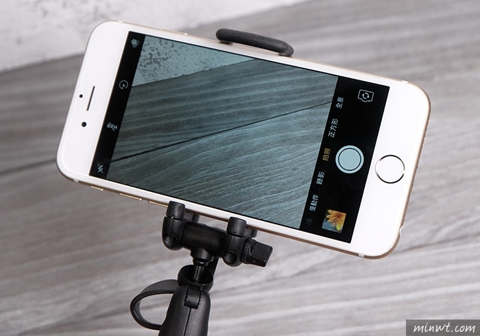 梅問題－「凡達克SMOOVIE」最平民輕巧好攜帶的三軸穩定器
