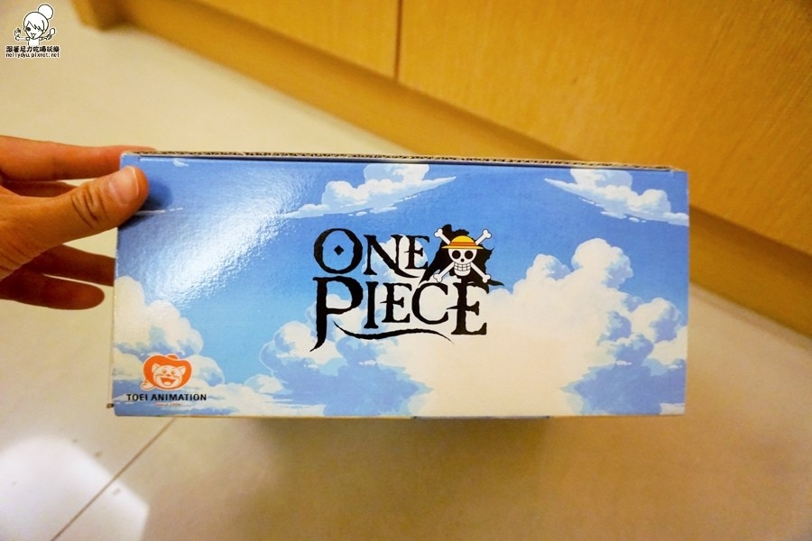 遠傳電信 航海王 限量 收納盒 行李箱 (4 - 13).jpg