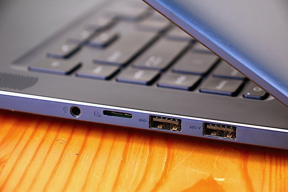 ASUS ZenBook Pro UX550